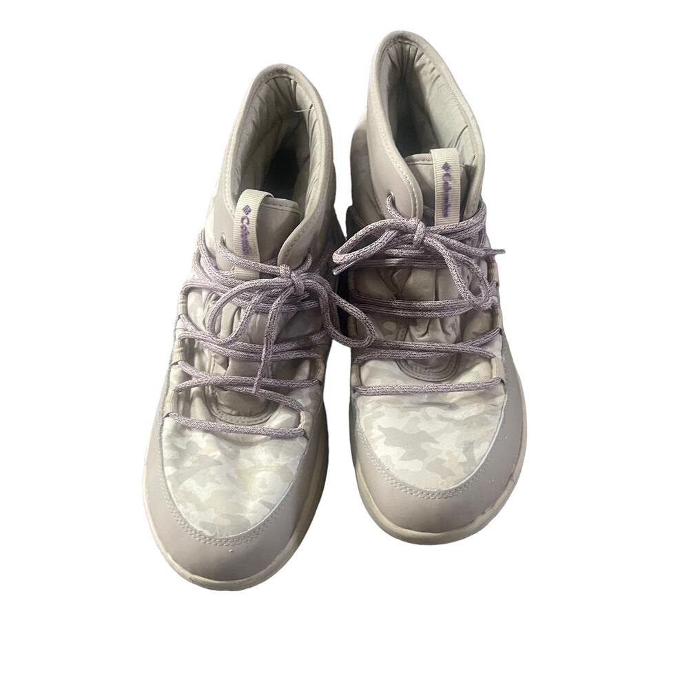 Columbia Women's Size 11‎ Slopeside Village Omni-Heat Moon Camo Ankle Boots